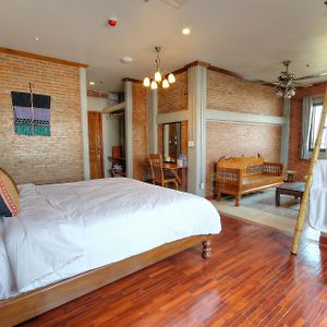 Zimmer mit Queensize-Bett